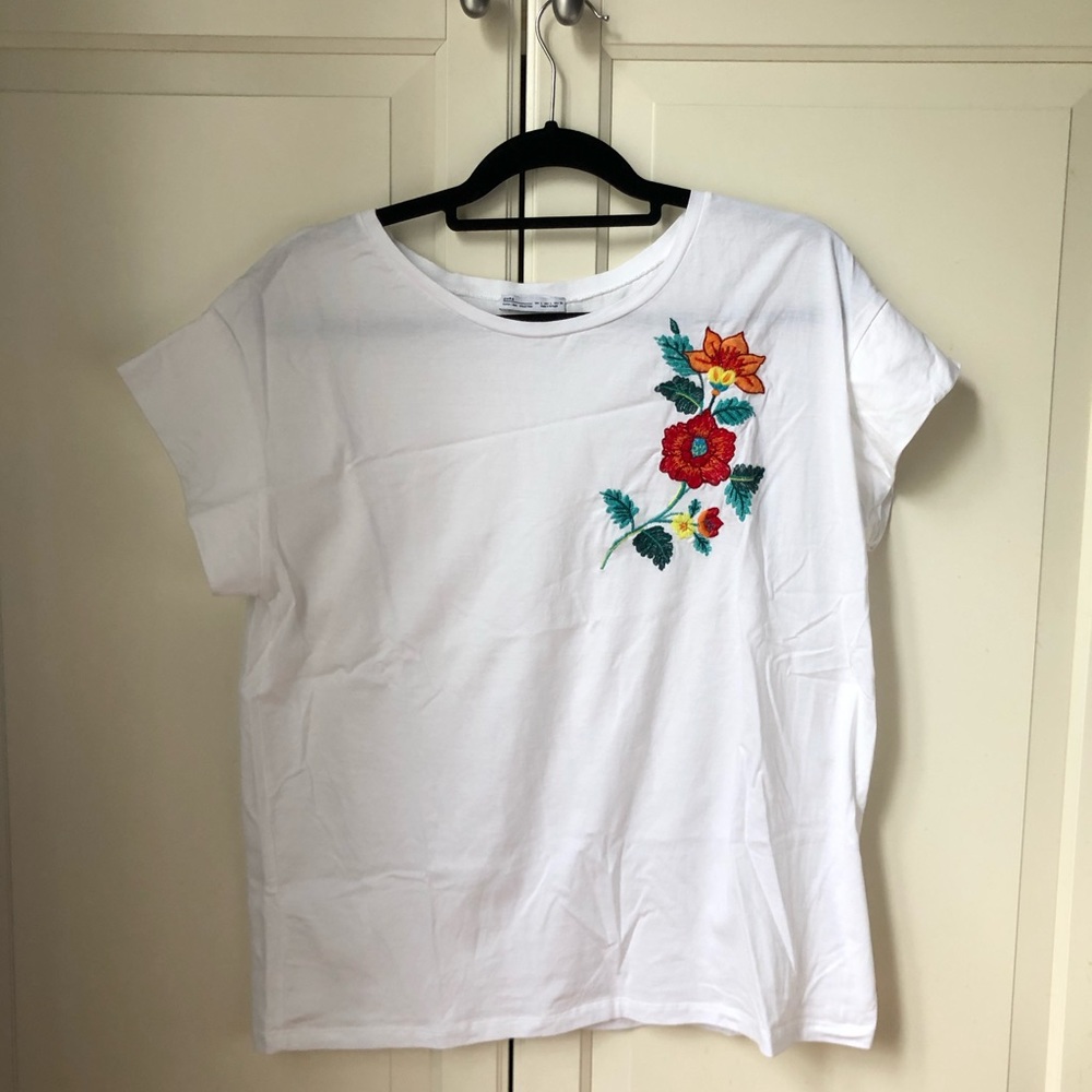 Zara embroidered white tee